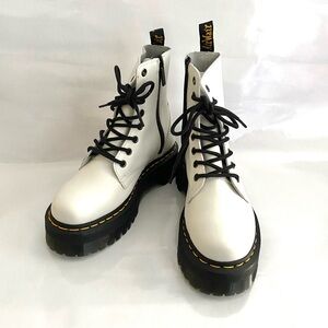NIB Dr. Martens Jadon Quad Retro Boots